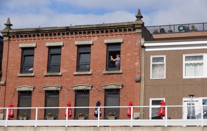 What Kind of Businesses Hire Cleaning Services in Singapore?